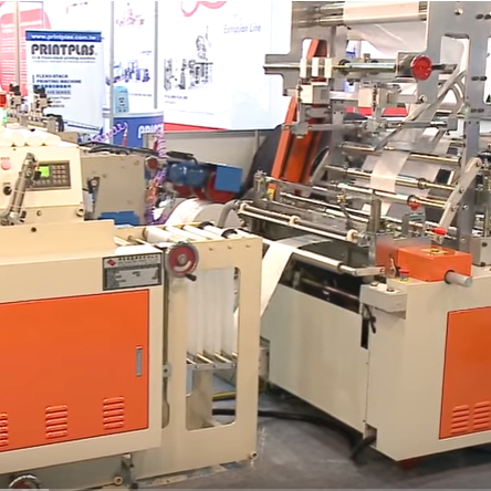 SSM 3 Fold Bag on Roll Machine 興享三折垃圾袋製袋機