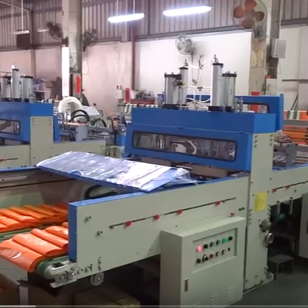 Jumbo T Shirt Bag Machine 大型背心袋製袋機 SHVS-1200