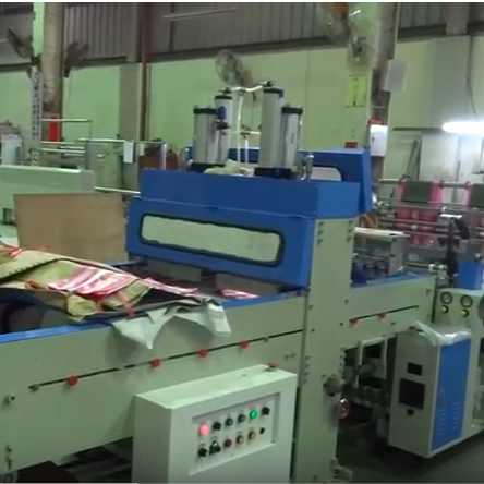 高速紅白條袋封切機 High Speed T Shirt Bag Making Machine SHVS-900